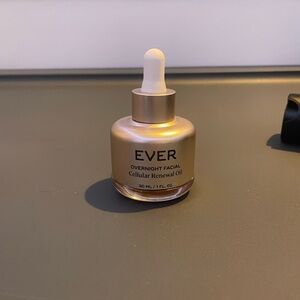 Ever Overnight Facial Oil